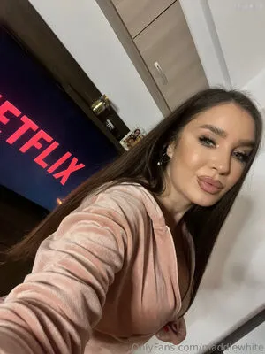 Maddiewhite OnlyFans Leaked Free Thumbnail Picture - #josUfFRq9V