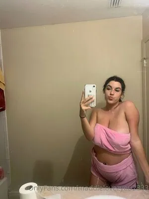 Maddiexofree OnlyFans Leaked Free Thumbnail Picture - #i68ZKjqazt