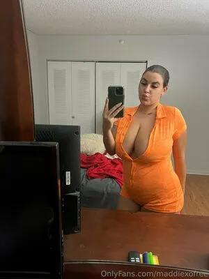 Maddiexofree OnlyFans Leaked Free Thumbnail Picture - #yHGI5ermwS
