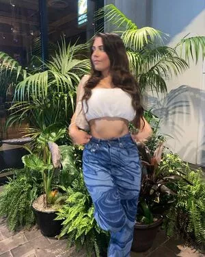 Maddy Mahmoudi OnlyFans Leaked Free Thumbnail Picture - #4WbtZ4oNda