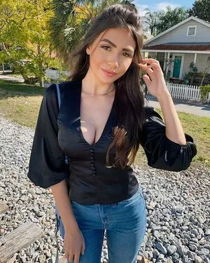 Maddy Mahmoudi OnlyFans Leaked Free Thumbnail Picture - #LluZ6JeDQ8