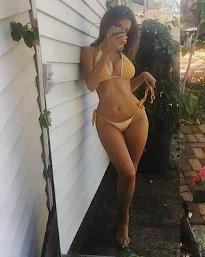 Maddy Mahmoudi OnlyFans Leaked Free Thumbnail Picture - #VURrs3FMON