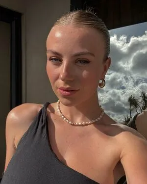 Maddy Shaw OnlyFans Leaked Free Thumbnail Picture - #4UAcWpkG0Y