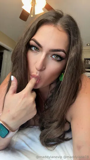 Maddylane18 OnlyFans Leaked Free Thumbnail Picture - #K958W3efue