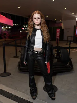 Madelaine Petsch OnlyFans Leaked Free Thumbnail Picture - #3TZNL9Ssmf