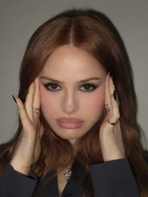 Madelaine Petsch OnlyFans Leaked Free Thumbnail Picture - #5F6BWnh3Zj