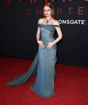 Madelaine Petsch OnlyFans Leaked Free Thumbnail Picture - #D88doLiLm0