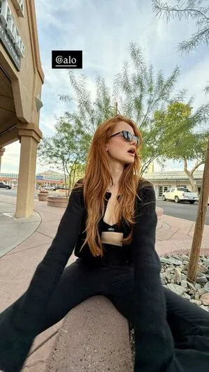 Madelaine Petsch OnlyFans Leaked Free Thumbnail Picture - #EiudHvF3xM