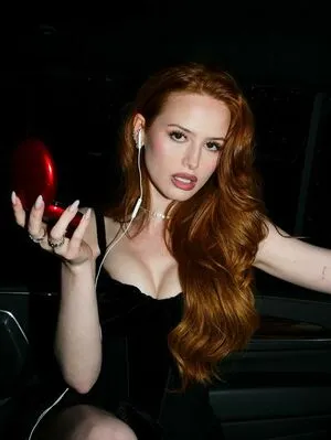 Madelaine Petsch OnlyFans Leaked Free Thumbnail Picture - #IKzbLXQchB