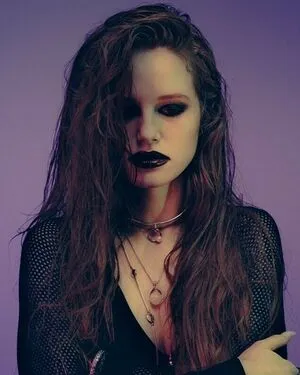 Madelaine Petsch OnlyFans Leaked Free Thumbnail Picture - #Q1euGrvUy9