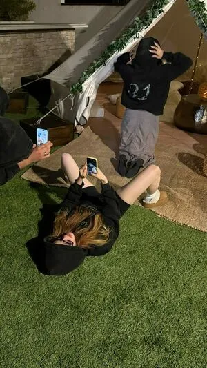 Madelaine Petsch OnlyFans Leaked Free Thumbnail Picture - #b5Y0Lq05j4