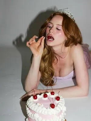 Madelaine Petsch OnlyFans Leaked Free Thumbnail Picture - #b9znw7kUIn