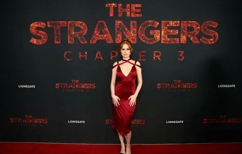 Madelaine Petsch OnlyFans Leaked Free Thumbnail Picture - #f4nmXWJxrd