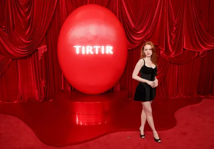 Madelaine Petsch OnlyFans Leaked Free Thumbnail Picture - #gaJwk6JikL