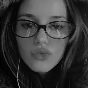 Madelaine Petsch OnlyFans Leaked Free Thumbnail Picture - #hkd0AlRSk7