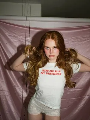 Madelaine Petsch OnlyFans Leaked Free Thumbnail Picture - #pkmRQ6dPKl