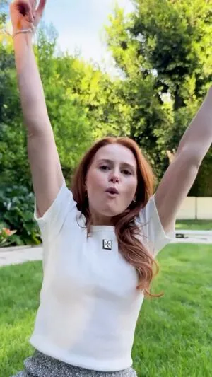 Madelaine Petsch OnlyFans Leaked Free Thumbnail Picture - #wUDiSt94hU
