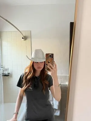 Madelaine Petsch OnlyFans Leaked Free Thumbnail Picture - #xKrpkIZ3U0