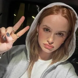 Madelaine Petsch OnlyFans Leaked Free Thumbnail Picture - #GSOMveRit3