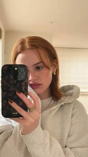 Madelaine Petsch OnlyFans Leaked Free Thumbnail Picture - #ueHYUfw1Pt