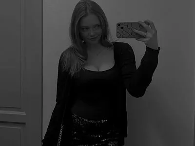 Madeleine B123 OnlyFans Leaked Free Thumbnail Picture - #mlROGXyfpn