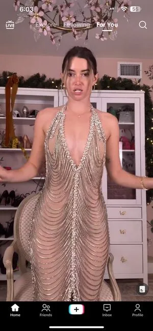 Madeleine White OnlyFans Leaked Free Thumbnail Picture - #SNeUT2mFNE