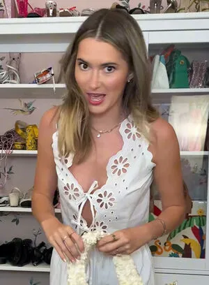 Madeleinecwhite OnlyFans Leaked Free Thumbnail Picture - #b19jlXC8Q0