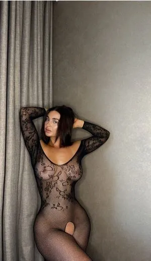 Madeleinerosee OnlyFans Leaked Free Thumbnail Picture - #w4d7grla41