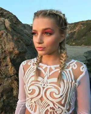 Madeline Keating OnlyFans Leaked Free Thumbnail Picture - #ybnLKrSSWj