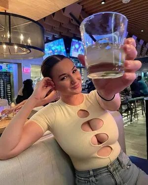 Madeline P OnlyFans Leaked Free Thumbnail Picture - #1xcLzakBKF
