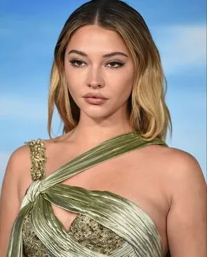 Madelyn Cline OnlyFans Leaked Free Thumbnail Picture - #ACO22OJvqu