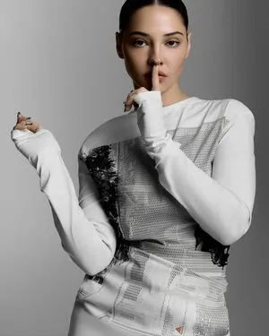 Madelyn Cline OnlyFans Leaked Free Thumbnail Picture - #RQnRh080Lq