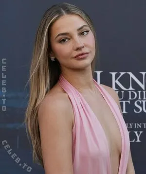 Madelyn Cline OnlyFans Leaked Free Thumbnail Picture - #iqQ5ZrYYHg