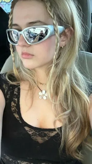 Madelynn Hanvey OnlyFans Leaked Free Thumbnail Picture - #dXhlHU2rd9