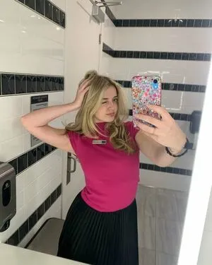 Madelynn Hanvey OnlyFans Leaked Free Thumbnail Picture - #mdiMcj7sbt