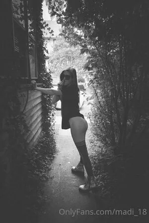Madi OnlyFans Leaked Free Thumbnail Picture - #kB2IsEsbLo
