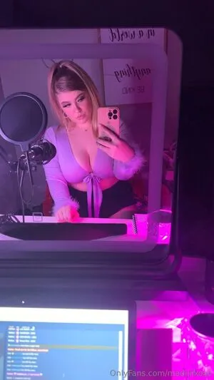 Madiiiixoxo OnlyFans Leaked Free Thumbnail Picture - #qapFqmmgJM