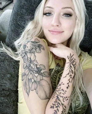 Madiiip123 OnlyFans Leaked Free Thumbnail Picture - #Fv4FNzUSi4