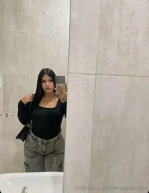 Madiisonluv OnlyFans Leaked Free Thumbnail Picture - #jW4i9pEKV9