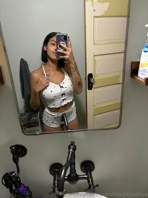 Madikhalifaa OnlyFans Leaked Free Thumbnail Picture - #OcHgN6OnMO