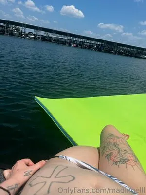 Madinoelll OnlyFans Leaked Free Thumbnail Picture - #BR1ZvnFVvM