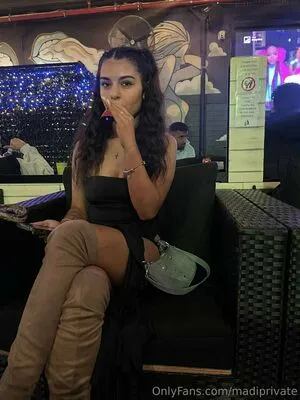 Madiprivate OnlyFans Leaked Free Thumbnail Picture - #1Bx7VCU6hS