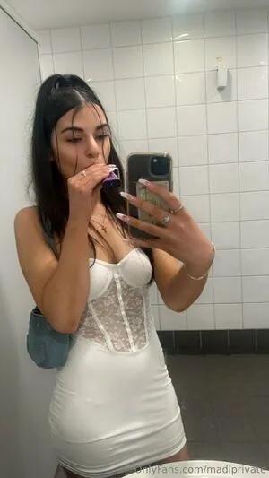 Madiprivate OnlyFans Leaked Free Thumbnail Picture - #pDogXGsRWW