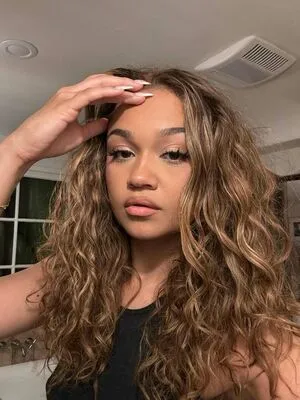 Madison Bailey OnlyFans Leaked Free Thumbnail Picture - #0x9p1AmWZv