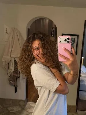 Madison Bailey OnlyFans Leaked Free Thumbnail Picture - #IaRepqocus