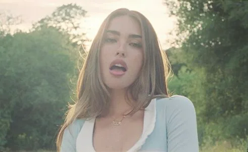 Madison Beer OnlyFans Leaked Free Thumbnail Picture - #0JARRZY7YA