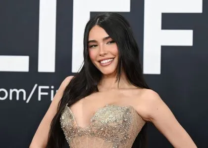 Madison Beer OnlyFans Leaked Free Thumbnail Picture - #4GFPC68tD1