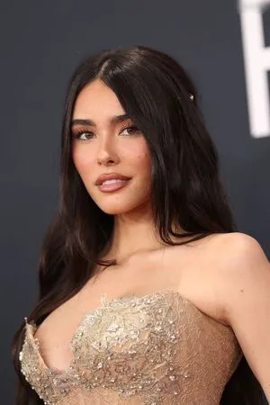 Madison Beer OnlyFans Leaked Free Thumbnail Picture - #V18t9WSGkh