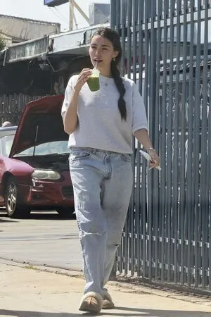 Madison Beer OnlyFans Leaked Free Thumbnail Picture - #aUDfkgmbnz