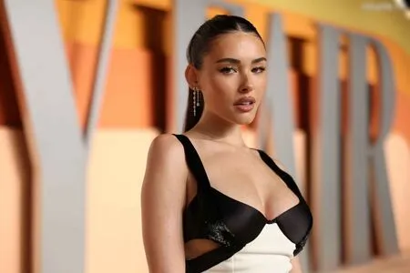 Madison Beer OnlyFans Leaked Free Thumbnail Picture - #cUzrwZElQS